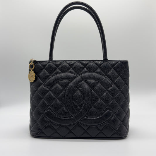 シャネル CHANEL 復刻トート カーフレザー ブラック  バッグ